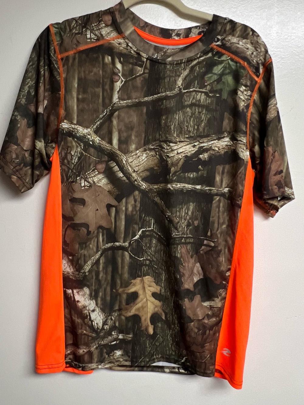 Energy Zone Men's Short-Sleeve Camo Shirt with High-Vis Orange Panels
